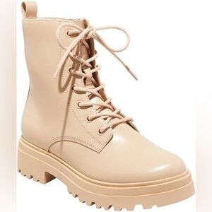 A new day combat boots